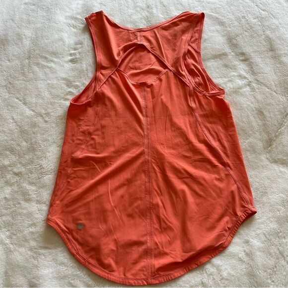Lululemon Tank Top Women’s Medium - Picture 2 of 6